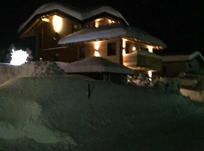 Olivia Зеефельд в Тироле