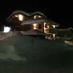 Olivia Seefeld in Tirol