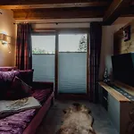 Olivia Chalet